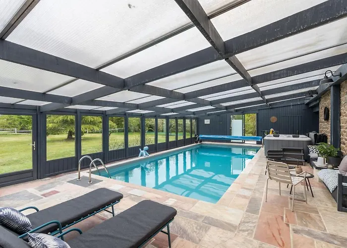 La Villa Du Golf - Avec Piscine Couverte Chauffee Et Jacuzzi